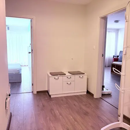 Apartment With Balcony - 10 Min To & Center Burgas